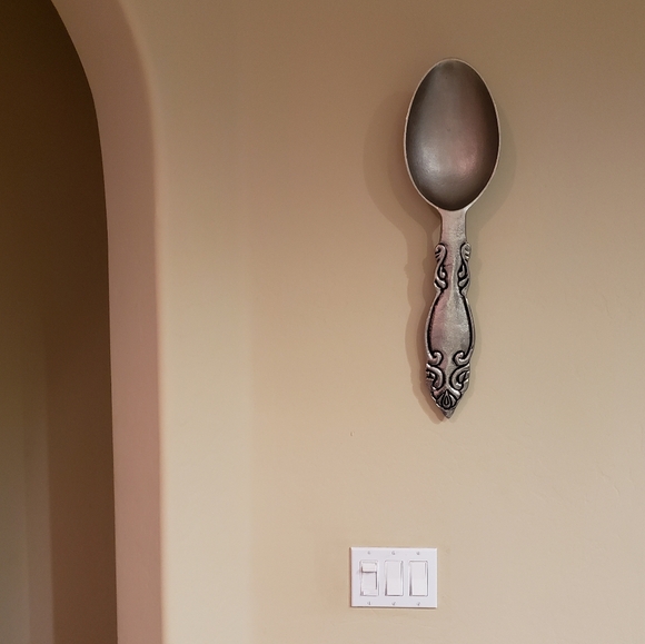 Large Decorative Metal Spoon, pewter finish - Picture 2 of 5